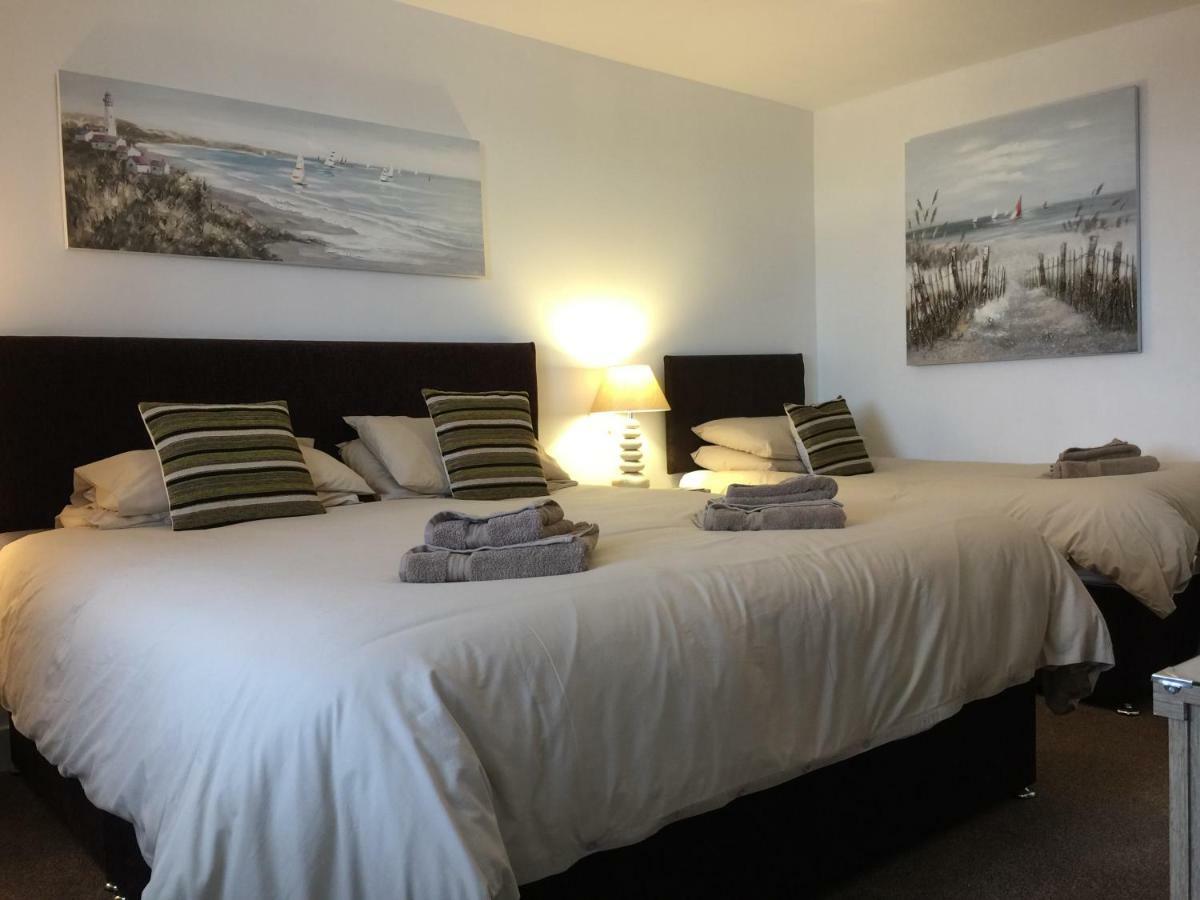 The Haven Hotel Holyhead Bagian luar foto